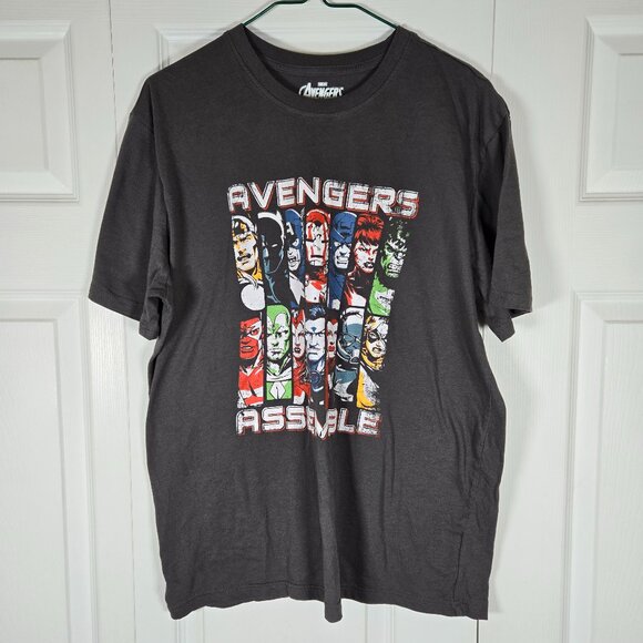 Marvel Avengers T Shirt - Picture 1 of 5